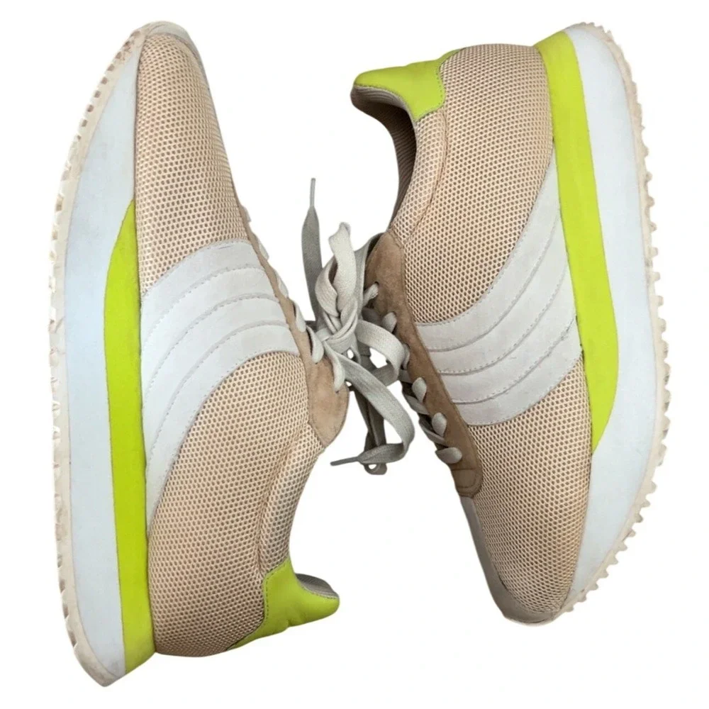 Charlotte‎ Stone Platform Retro Sneaker Tootie in Peche Size 10
